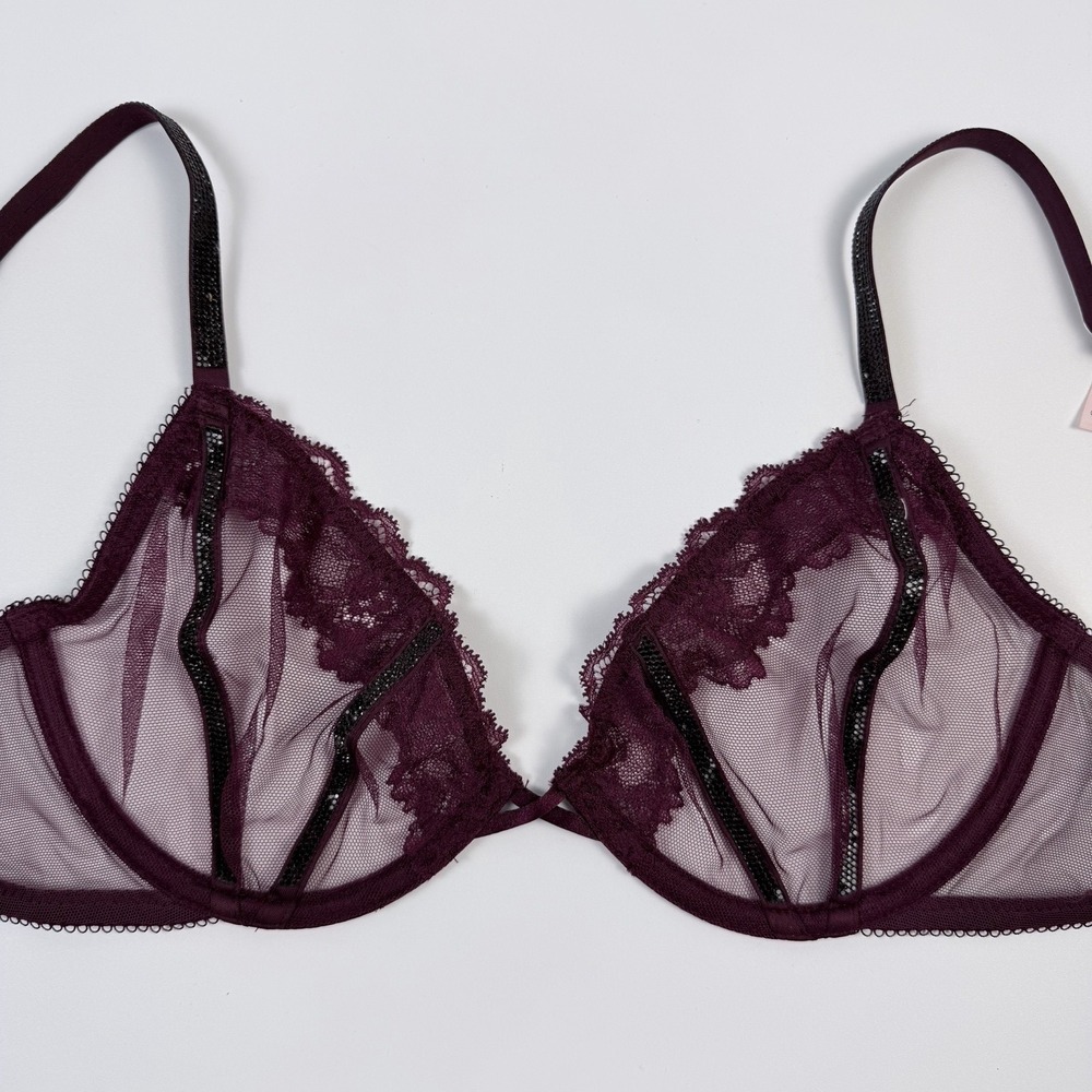 Victoria's Secret Very Sexy Shine Strap Demi Bra 32D Burgundy Lace Low Cut NWT